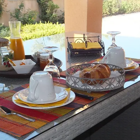 Bed and breakfast Les Lavandes Alleins